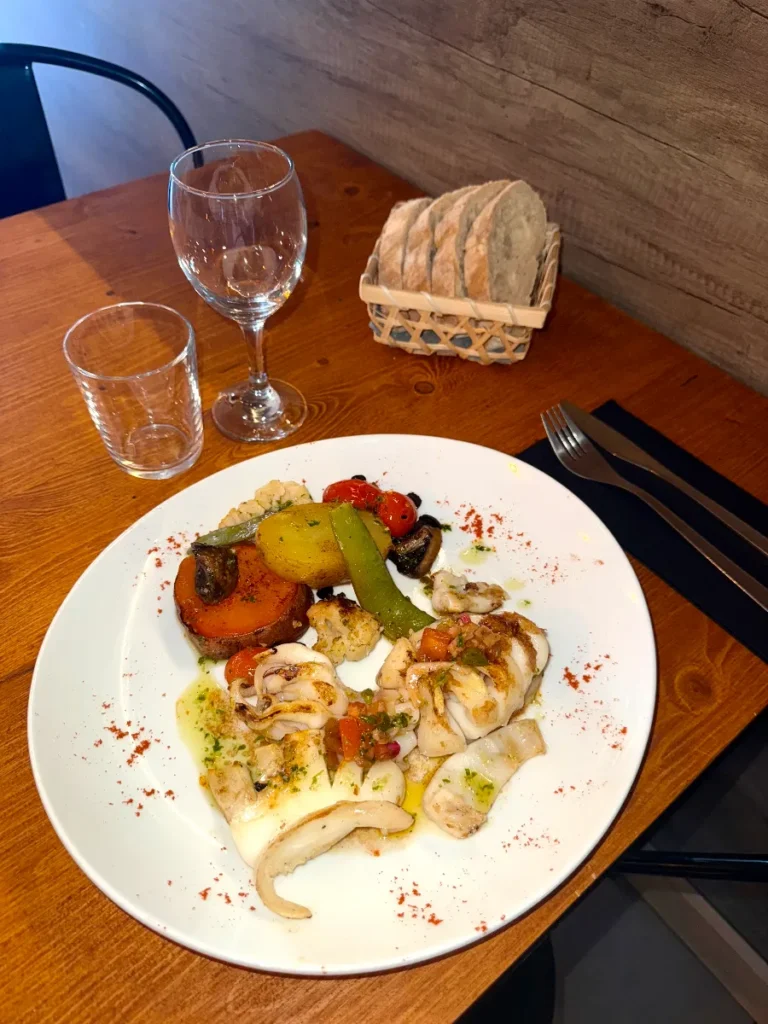Le Bobar Restaurant