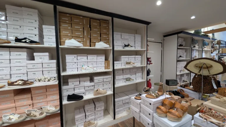 La Chaussure by Marcellino