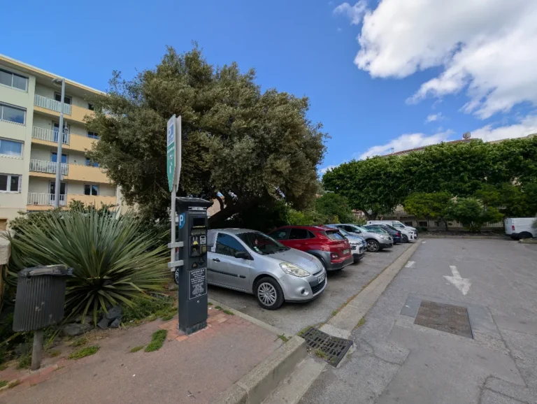 Parking - Médiathèque François Mitterrand
