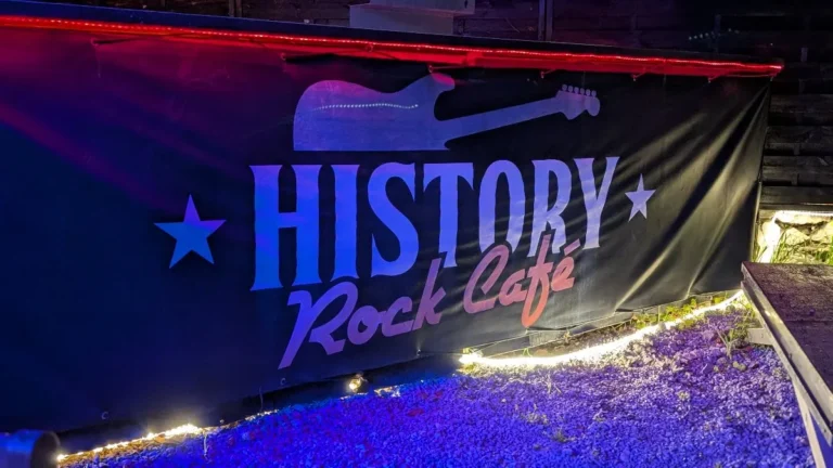 History Rock Café