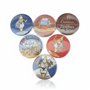 Badge pins mascotte Zézette de Sète La Belle Époque collection souvenir