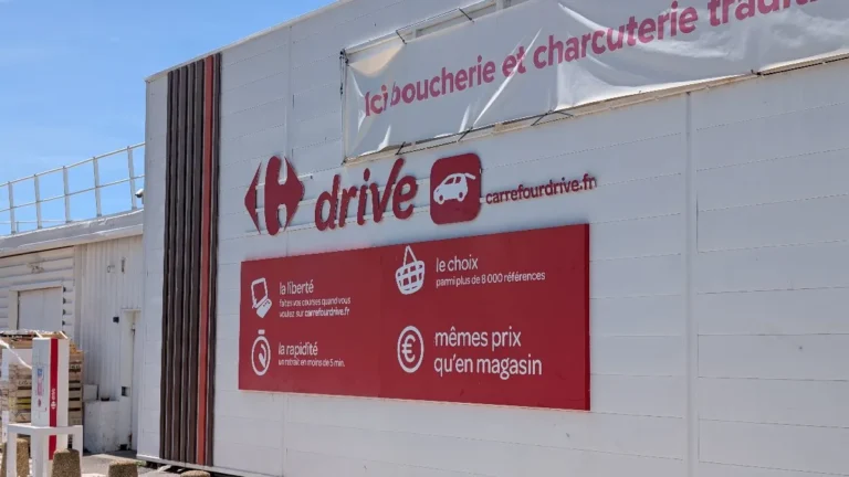 Carrefour Market Poussan