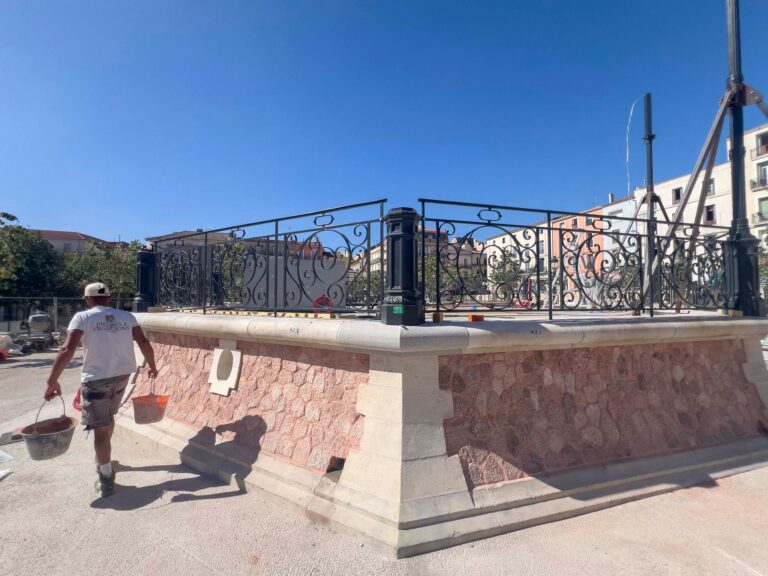 Ici7 Kiosque Franke La Place Aristide Briand Renait A Sete Image 9d81d4