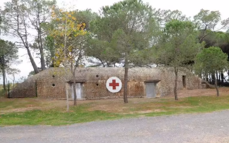 Visite des bunkers de la Tamarissière