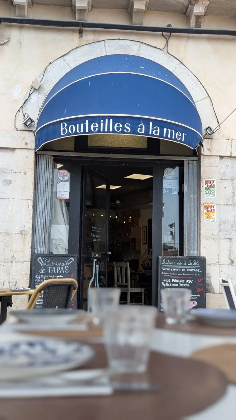 Bouteilles à la mer Sète