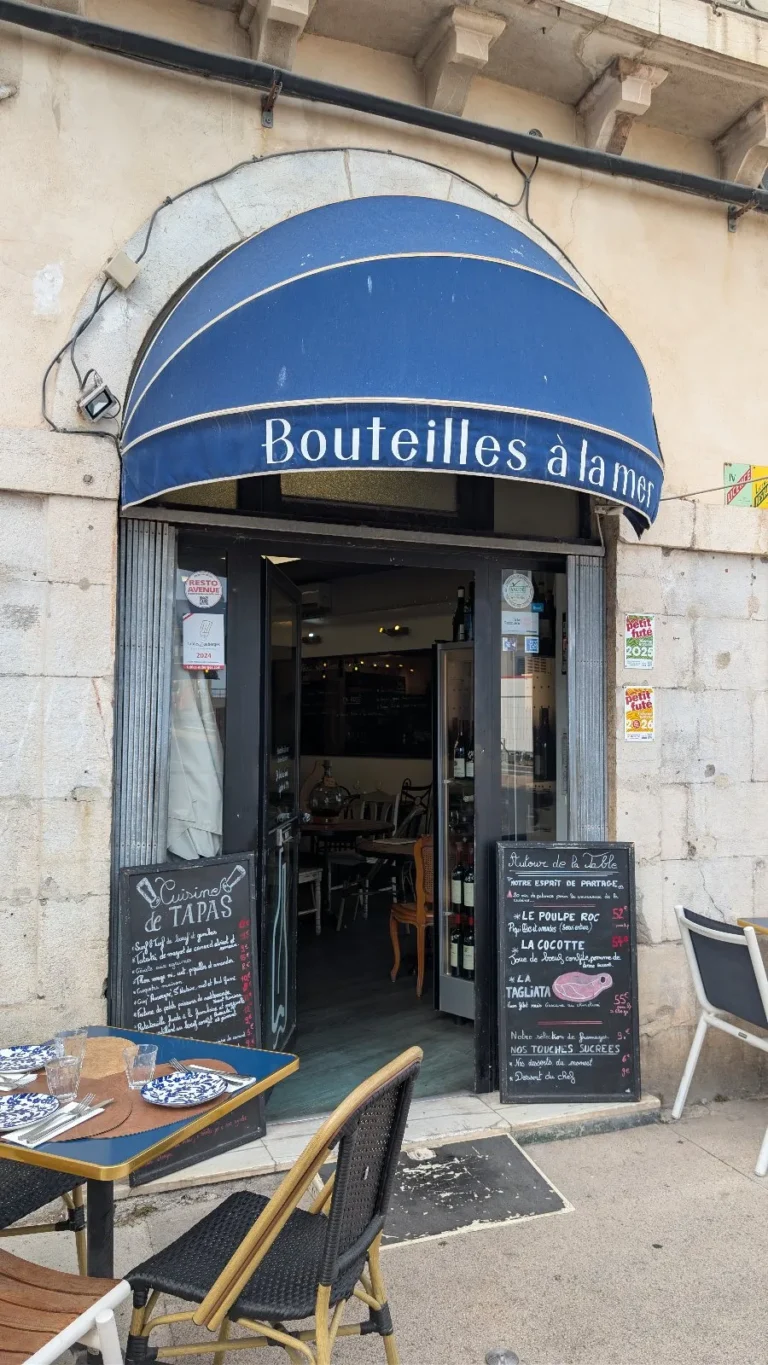 Bouteilles à la mer Sète