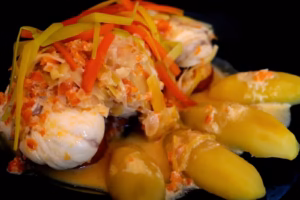Assiette de bourride de baudroie à la sétoise avec pommes de terre et julienne