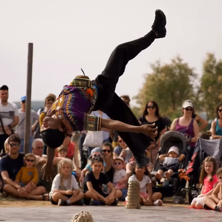 Ici et ailleurs, spectacle de danse à Mèze