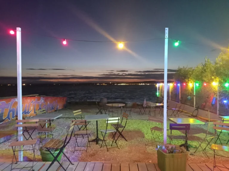 La Guinguette Thau Thèmes à Sète