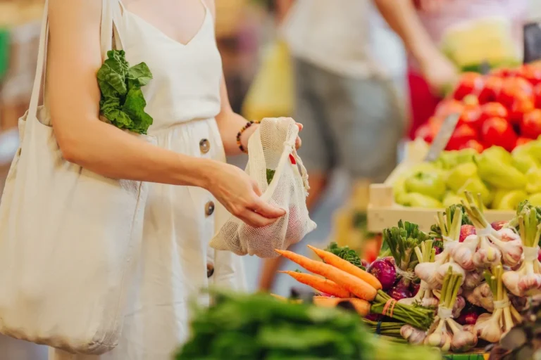 Marché du mercredi à Villeveyrac