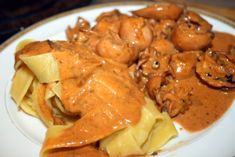 Rouille de seiche servie avec des tagliatelles fraîches