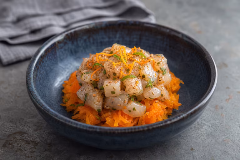 Tartare de daurade a la menthe et au cumin sur carottes rapees a l orange