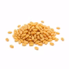 Petit tas de grains de blé dur dorés sur fond blanc