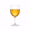 Verre de muscat doré ambré à la robe translucide sur fond blanc