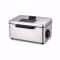 Friteuse électrique de cuisine avec couvercle à hublot sur fond blanc