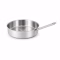 Sauteuse en inox large et peu profonde sur fond blanc